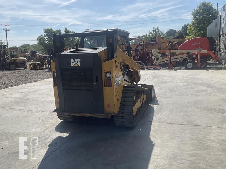 2017-caterpillar-259d-image-4