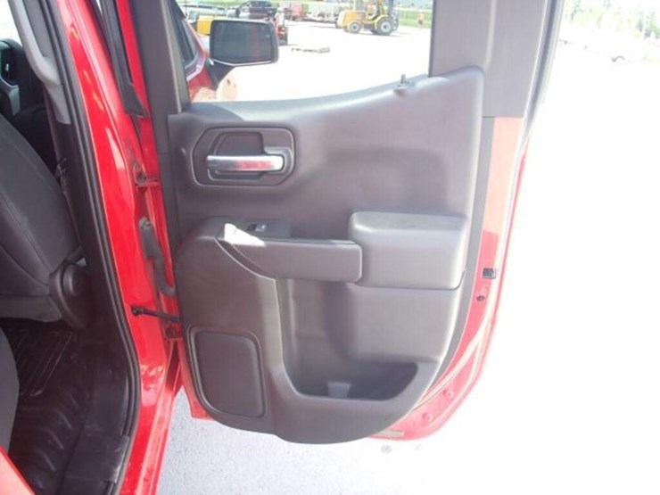 chevrolet-silverado-1500-image-37