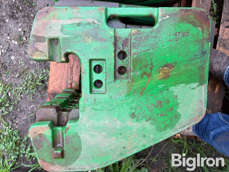 john-deere-front-suitcase-weights-image-13