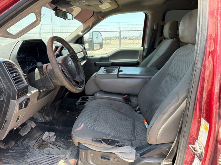 2020-ford-f250-image-8