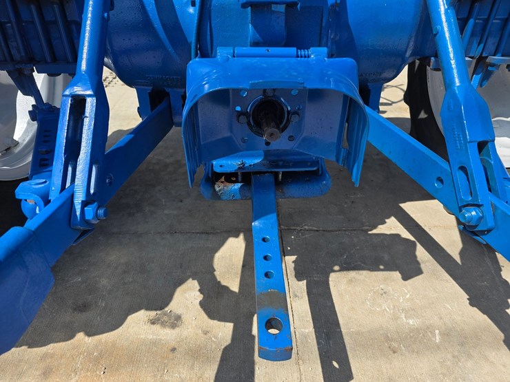 new-holland-3930-image-6