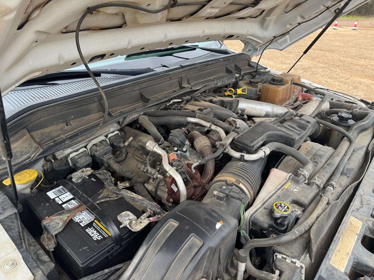 2012-ford-f550-image-23