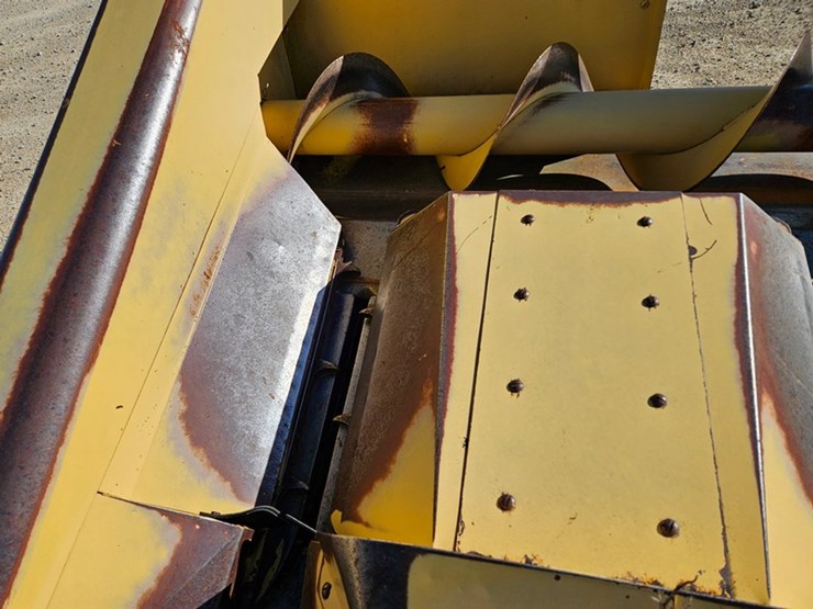 new-holland-38-image-15