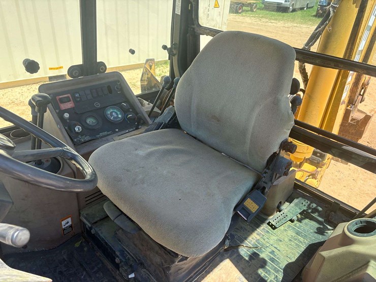 deere-410e-image-16
