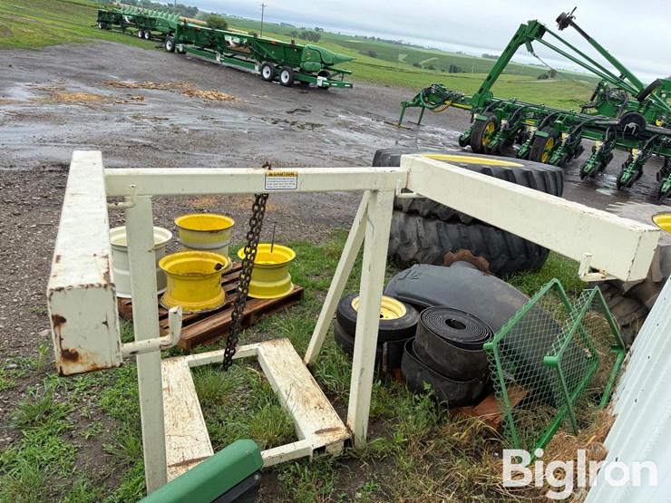 friesen-bulk-bag-handler-image-6