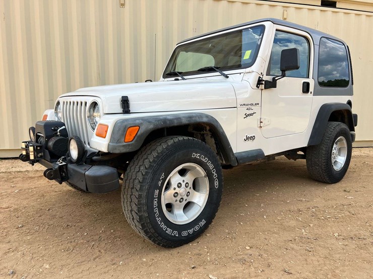 1999-jeep-wrangler-image-1