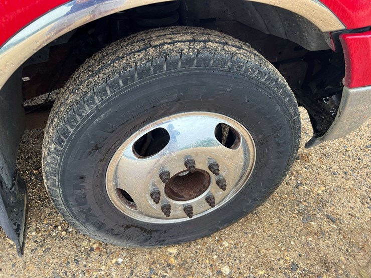 2005-ford-f350-xlt-image-26