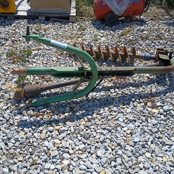 JOHN DEERE 540