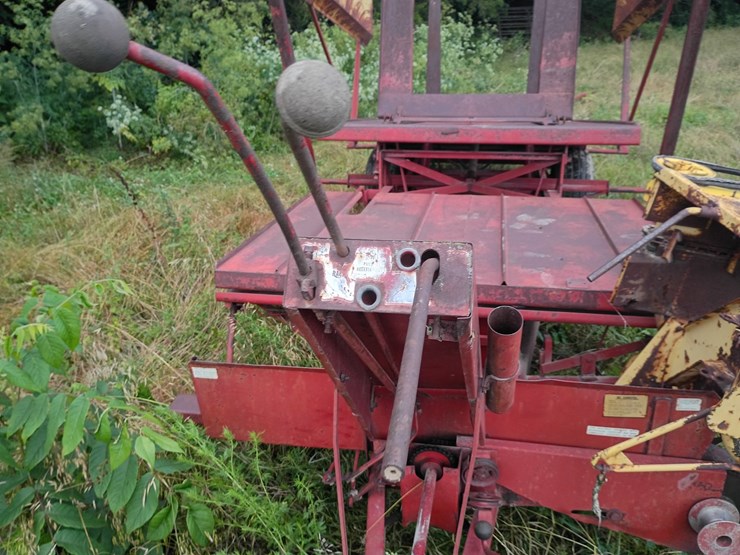 new-holland-1000-image-16