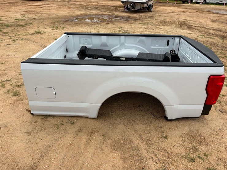 2021-ford-f250-image-7