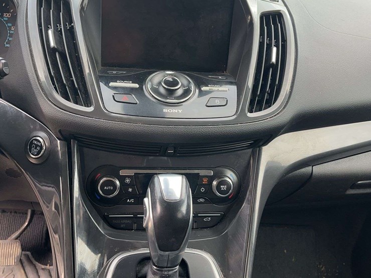 2014-ford-escape-image-12