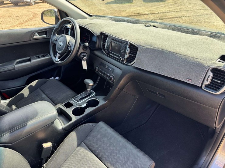 2017-kia-sportage-image-13
