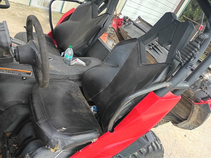 2014-can-am-commander-800-image-18