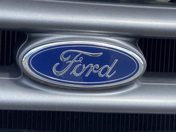 2001-ford-f350-xl-image-9