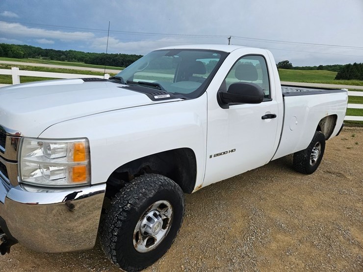 chevrolet-2500-image-12