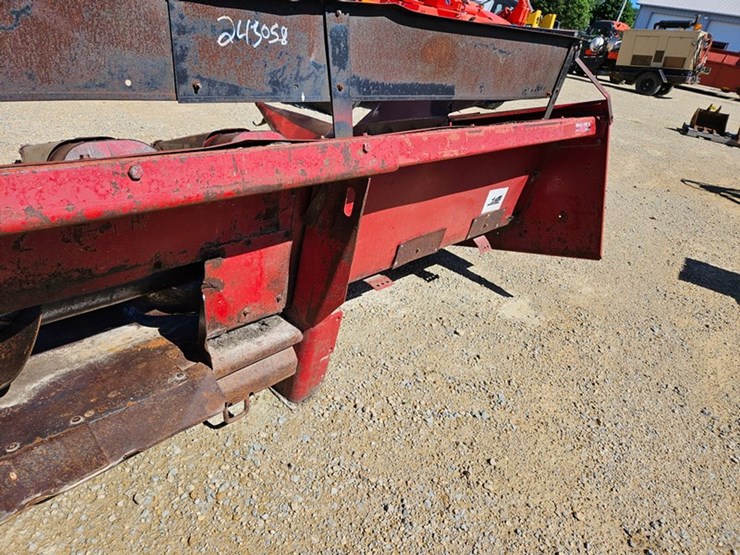 case-ih-1063-image-22