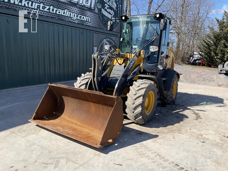 2020-deere-324l-image-8