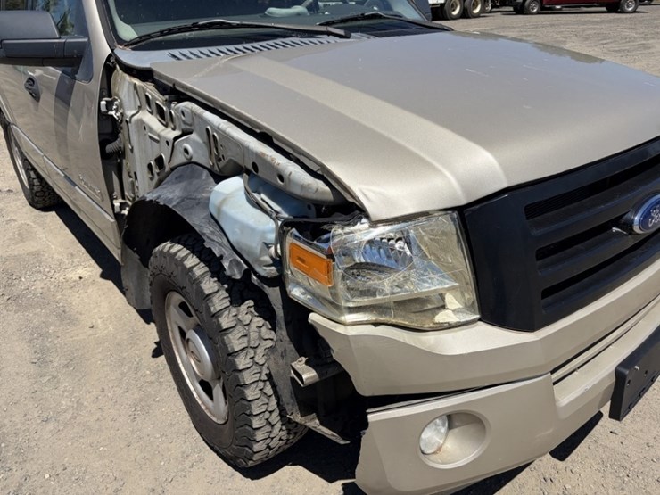 2008-ford-expedition-xlt-image-9