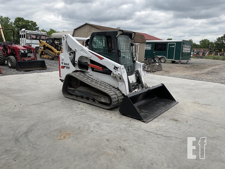 2021-bobcat-t740-image-6