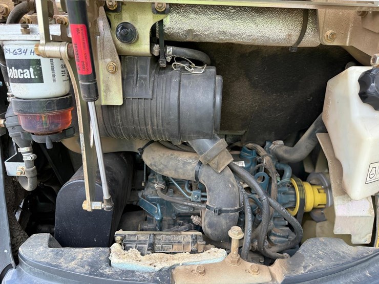 2020-bobcat-e26-image-15
