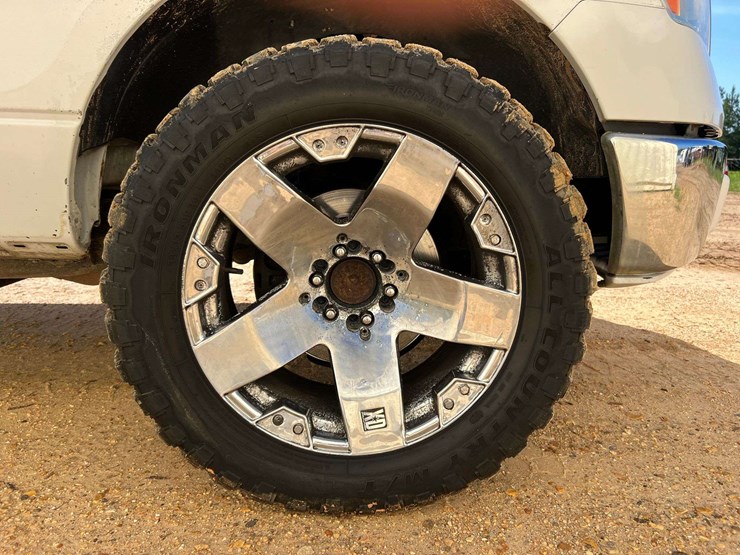2010-ford-f150-xlt-image-16