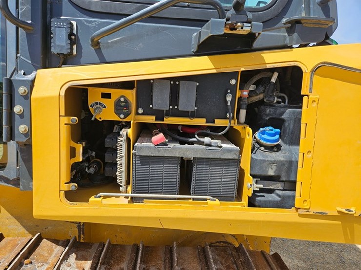 deere-550k-image-27