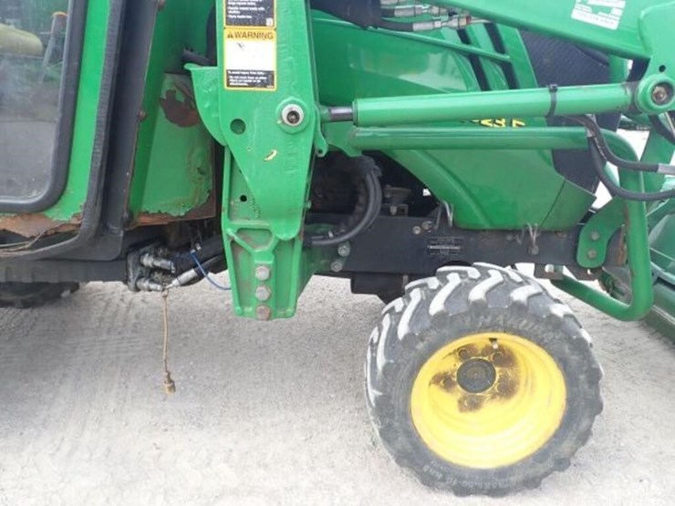 2011-john-deere-1023e-image-19