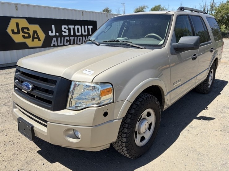 2008-ford-expedition-xlt-image-1