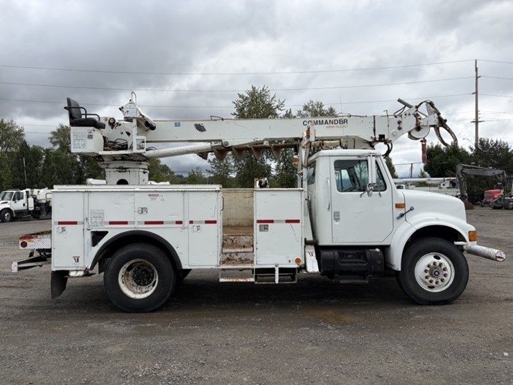 1997-international-4700-image-3