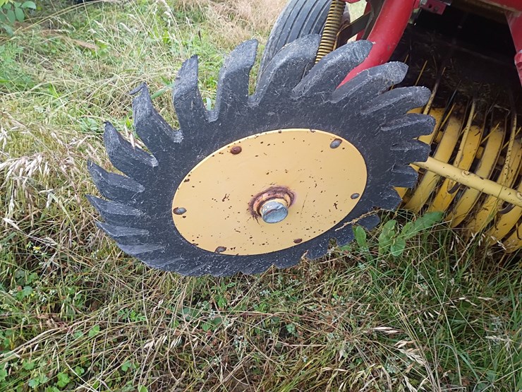 new-holland-654-image-21