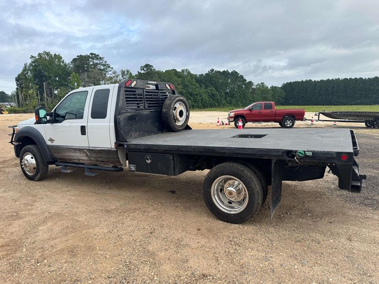 2012-ford-f550-image-4
