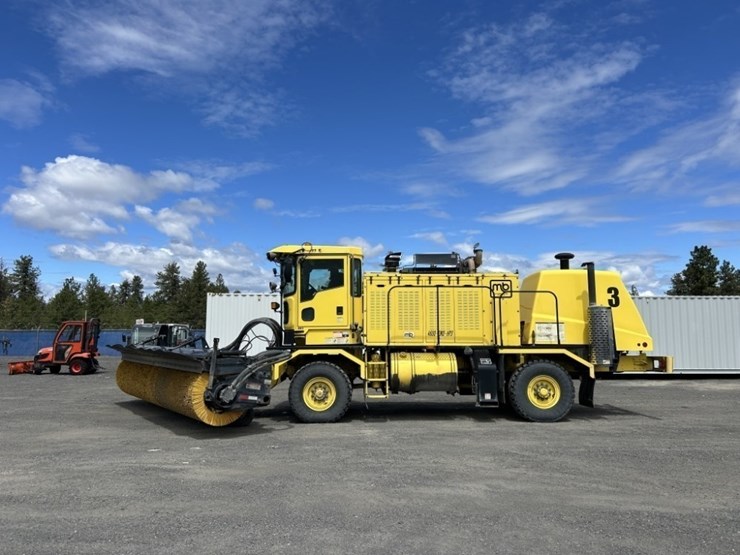 2008-mb-oshkosh-4600-fmd-hp3-image-2