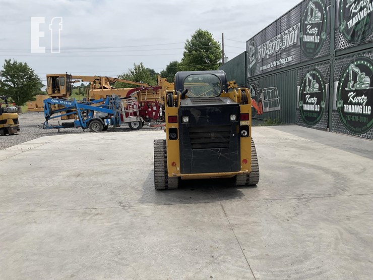 2018-caterpillar-239d-image-3