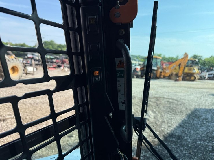 bobcat-s570-image-24