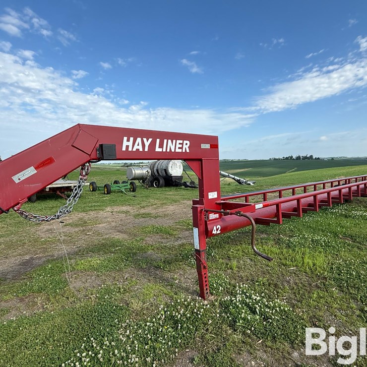 2021 HAYLINER 42