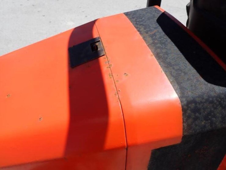 2006-kubota-f3680-image-44