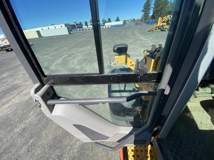 2019-volvo-l60h-image-20
