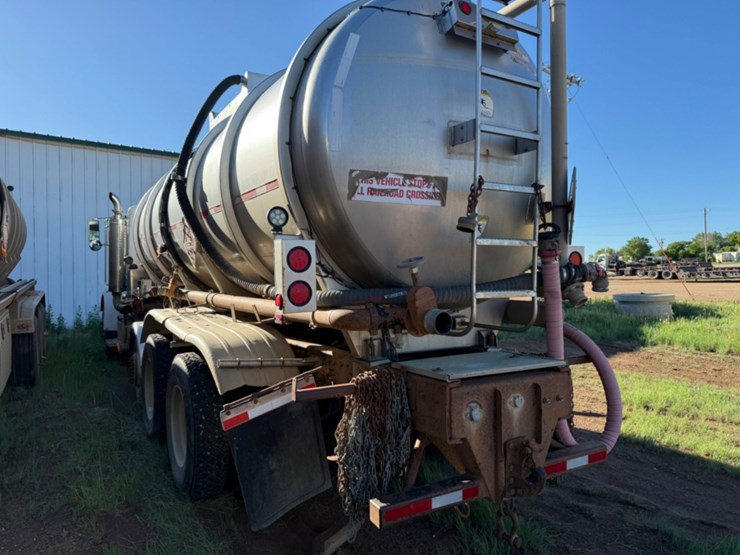 2007-peterbilt-378-image-4