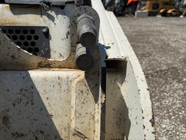 2019-bobcat-mt85-image-11