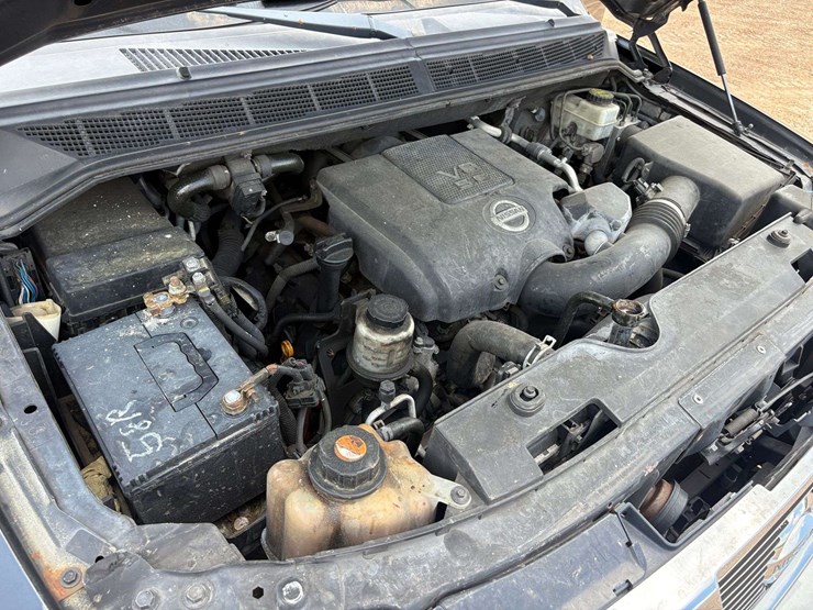 2015-nissan-armada-image-25