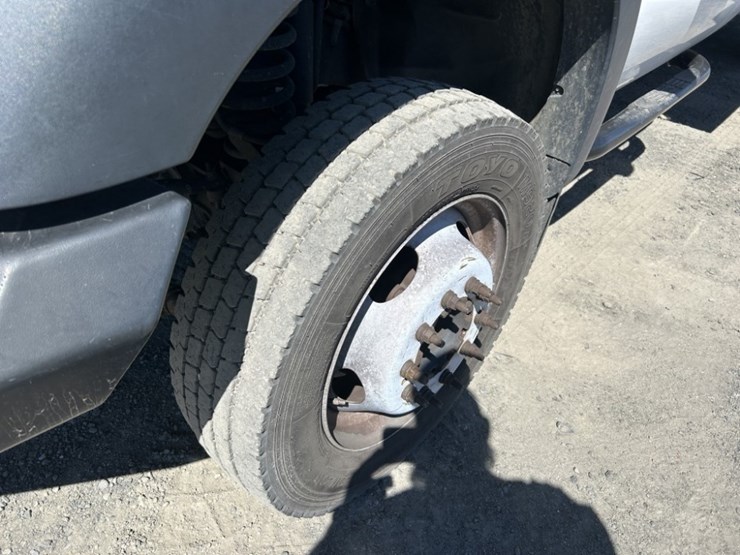 2012-ford-f550-sd-image-9