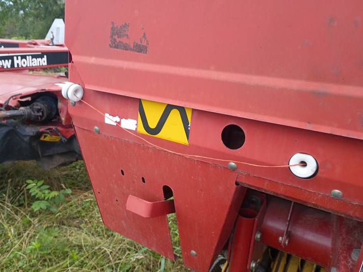 new-holland-654-image-23