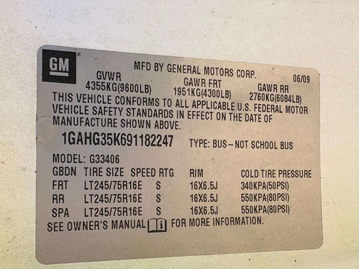 2009-chevrolet-express-3500-image-33