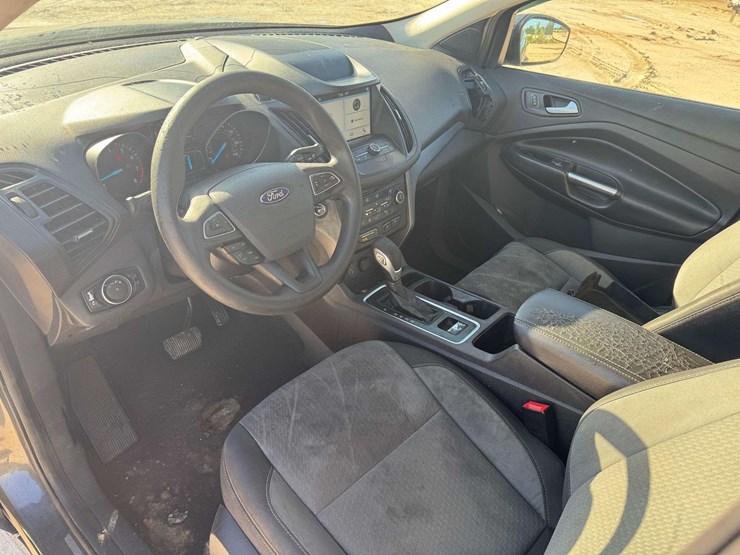 2019-ford-escape-se-image-11