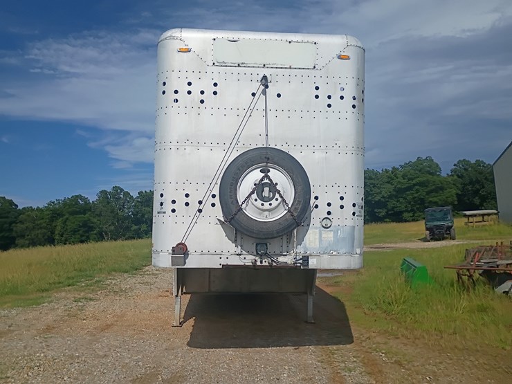 1985-wilson-livestock-trailer-image-3