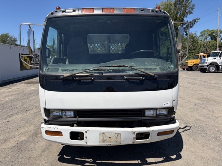 2001-isuzu-frr-image-8