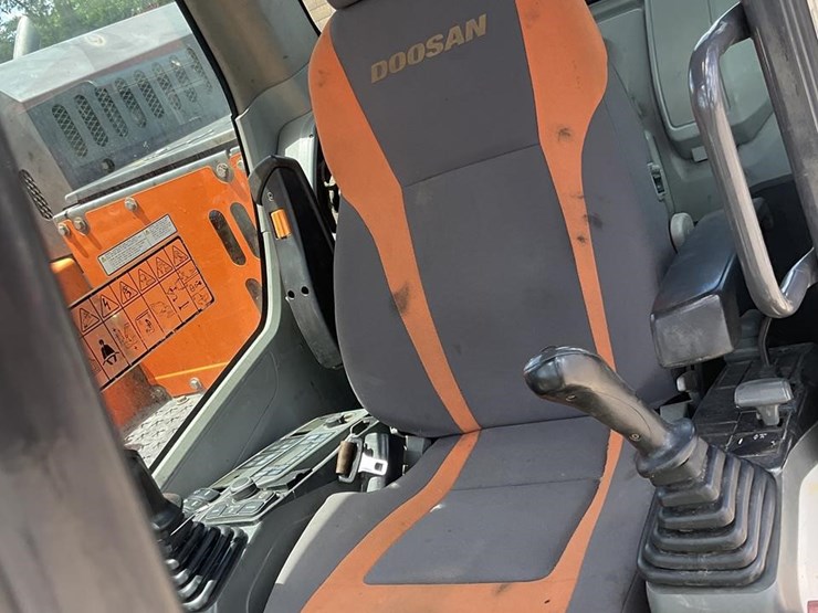 2021-doosan-dx140-lc-5-image-15