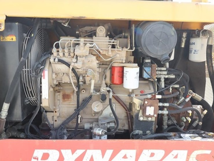 1999-dynapac-cp132-image-13