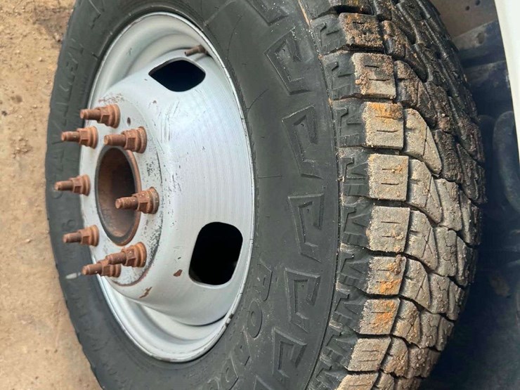 2012-ford-f350-image-17