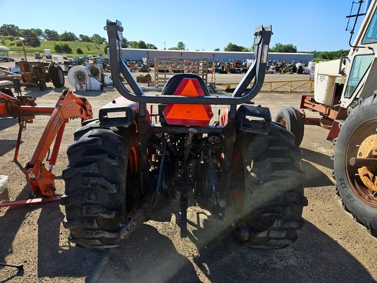 kubota-mx5100-image-4